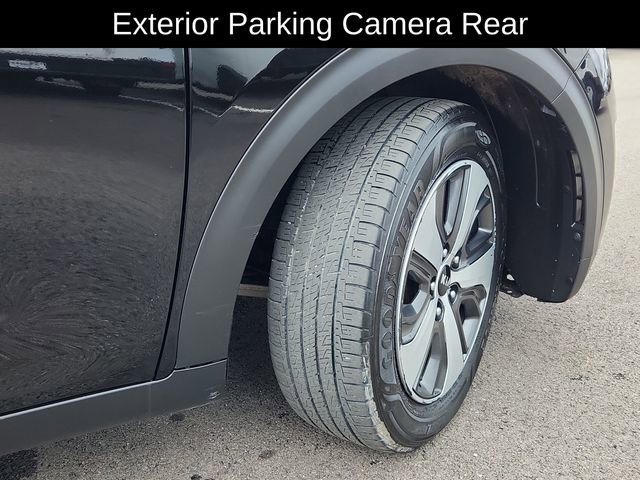 Used 2017 Kia Niro LX image 18