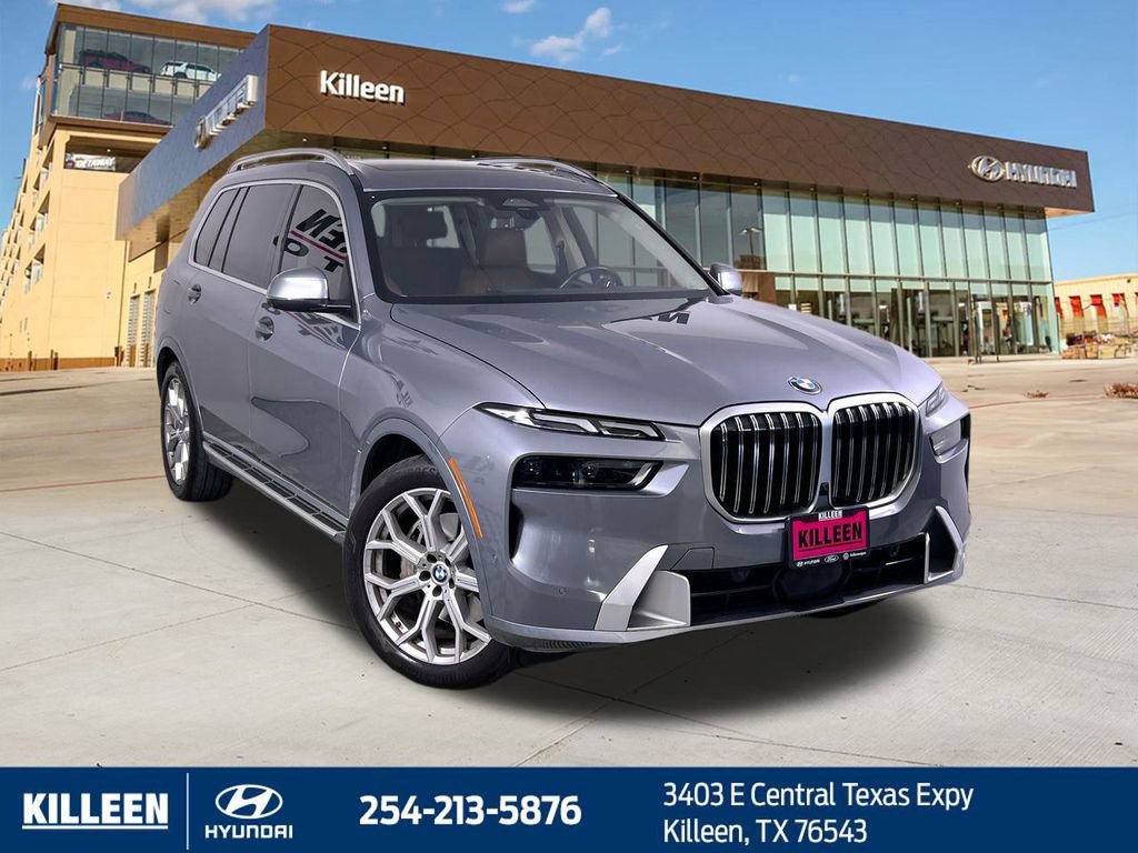 Used 2023 BMW X7 xDrive40i w/ Premium Package image 1