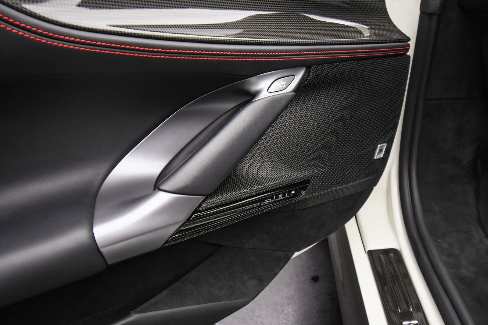 Used 2023 Ferrari SF90 Spider Bianco Avus image 49