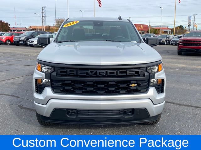 Used 2022 Chevrolet Silverado 1500 Custom image 2