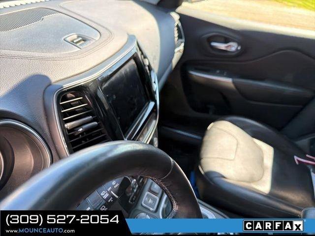 Used 2019 Jeep Cherokee Limited AWD/4WD image 11