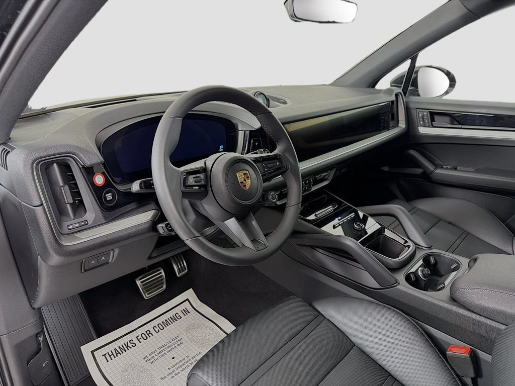 Certified 2025 Porsche Cayenne S AWD/4WD image 4