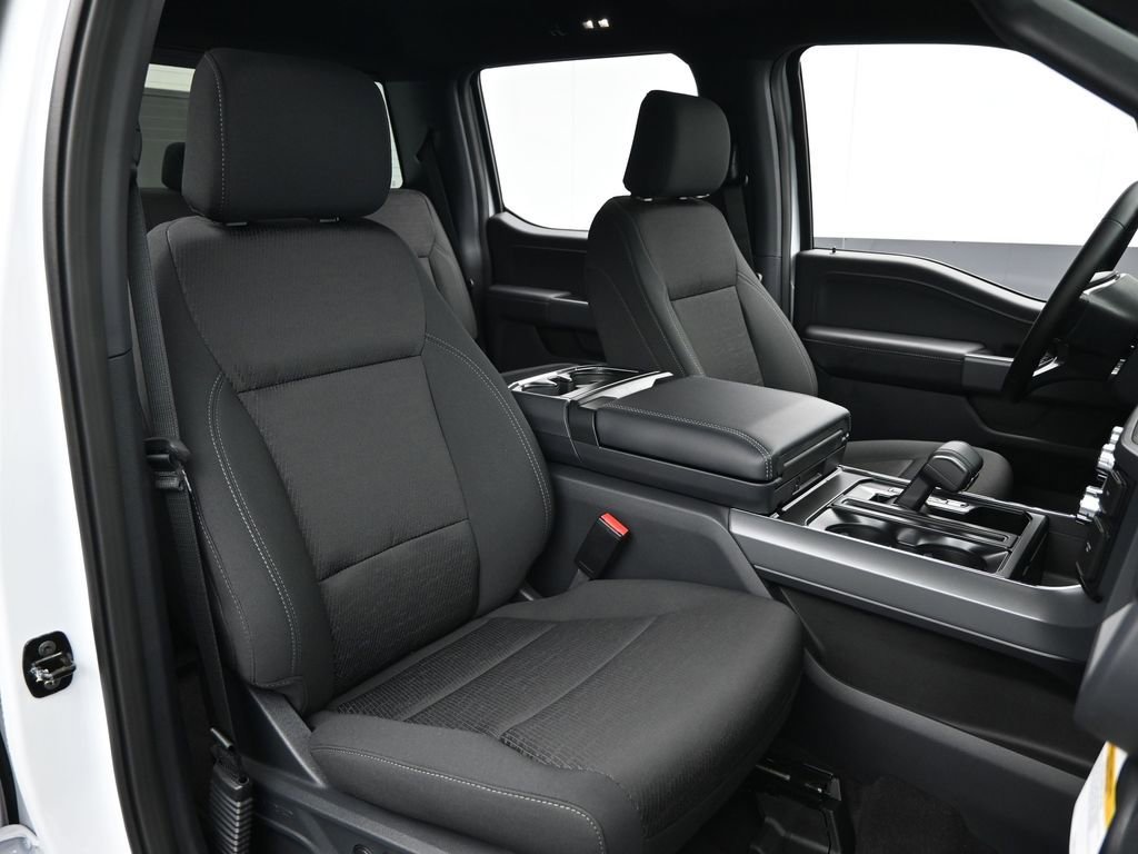 New 2025 Ford F150 XLT w/ Equipment Group 302A MID image 29