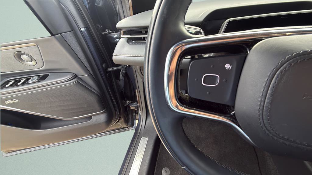 Used 2024 Lincoln Nautilus Reserve w/ Equipment Group 202A image 28