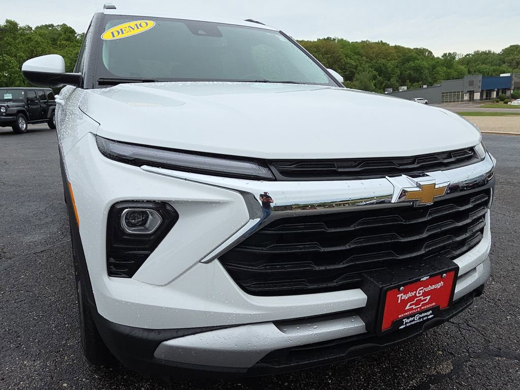 New 2026 Chevrolet TrailBlazer LT w/ Convenience Package FWD image 11