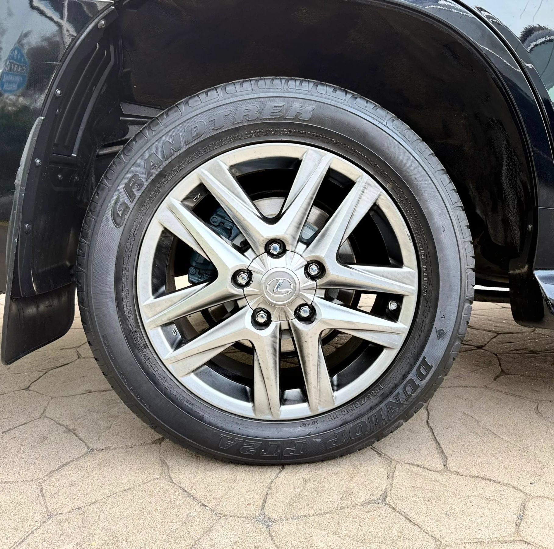 Used 2013 Lexus LX 570 4WD image 66