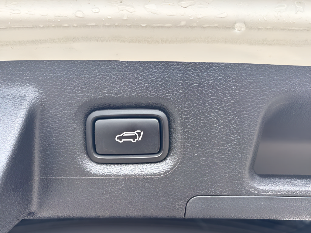 Certified 2023 Hyundai Santa Fe SEL AWD/4WD image 19
