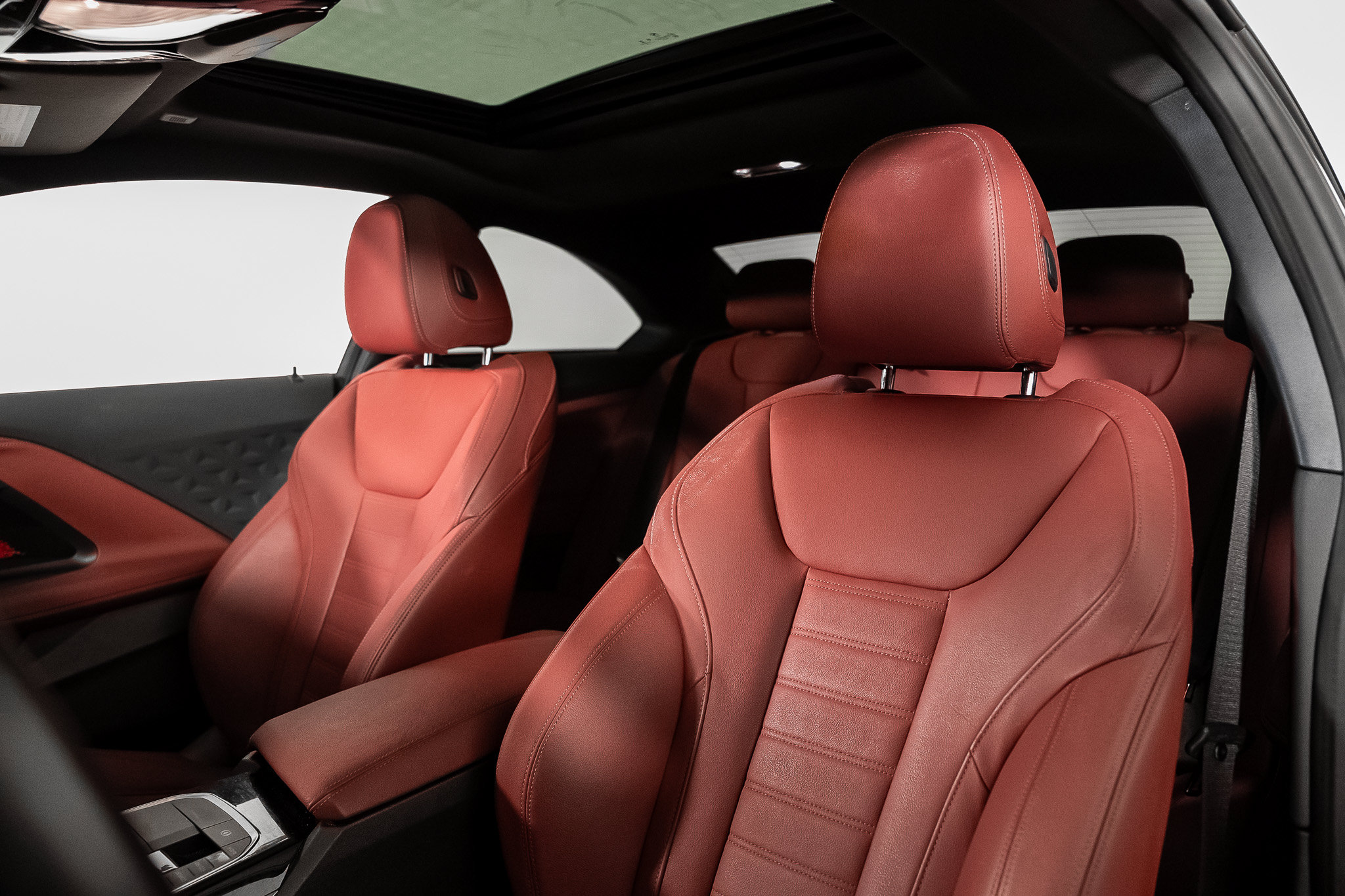 Used 2023 BMW M240i Coupe w/ Premium Package RWD image 3