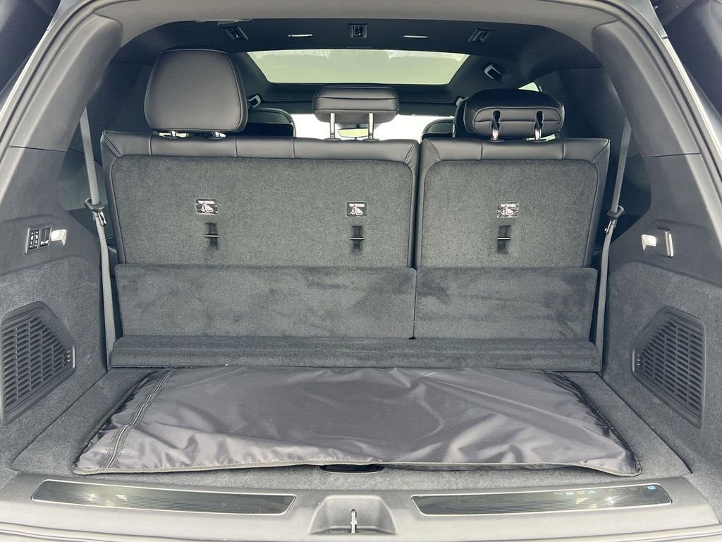 New 2026 Cadillac Escalade IQL Sport 1 image 32