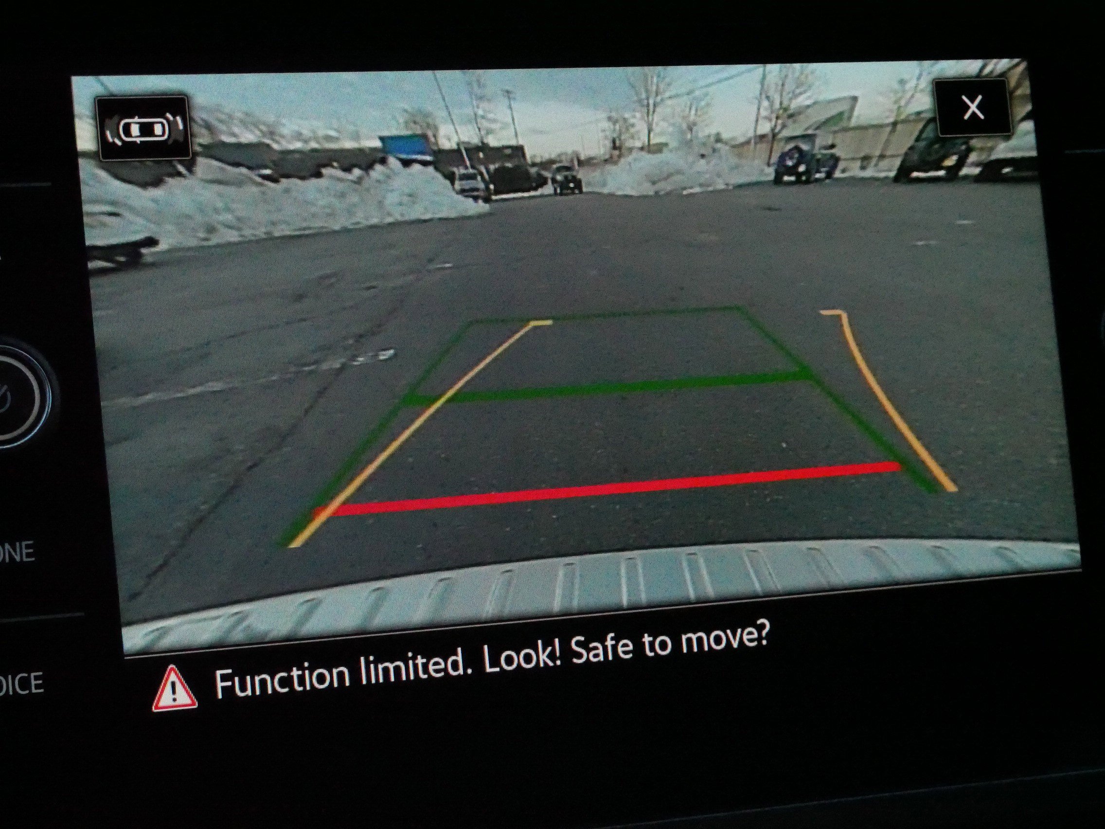 Certified 2022 Volkswagen Tiguan SEL R-Line image 33