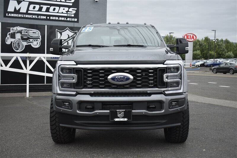 Used 2025 Ford F450 Platinum w/ FX4 Off-Road Package image 8