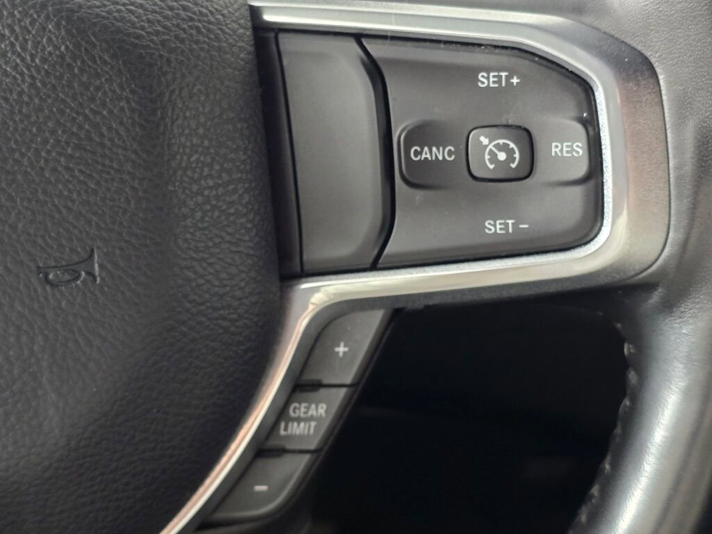 Used 2022 RAM 1500 Laramie image 30