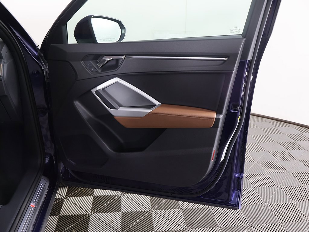 Used 2022 Audi Q3 2.0T Premium w/ Convenience Package image 22