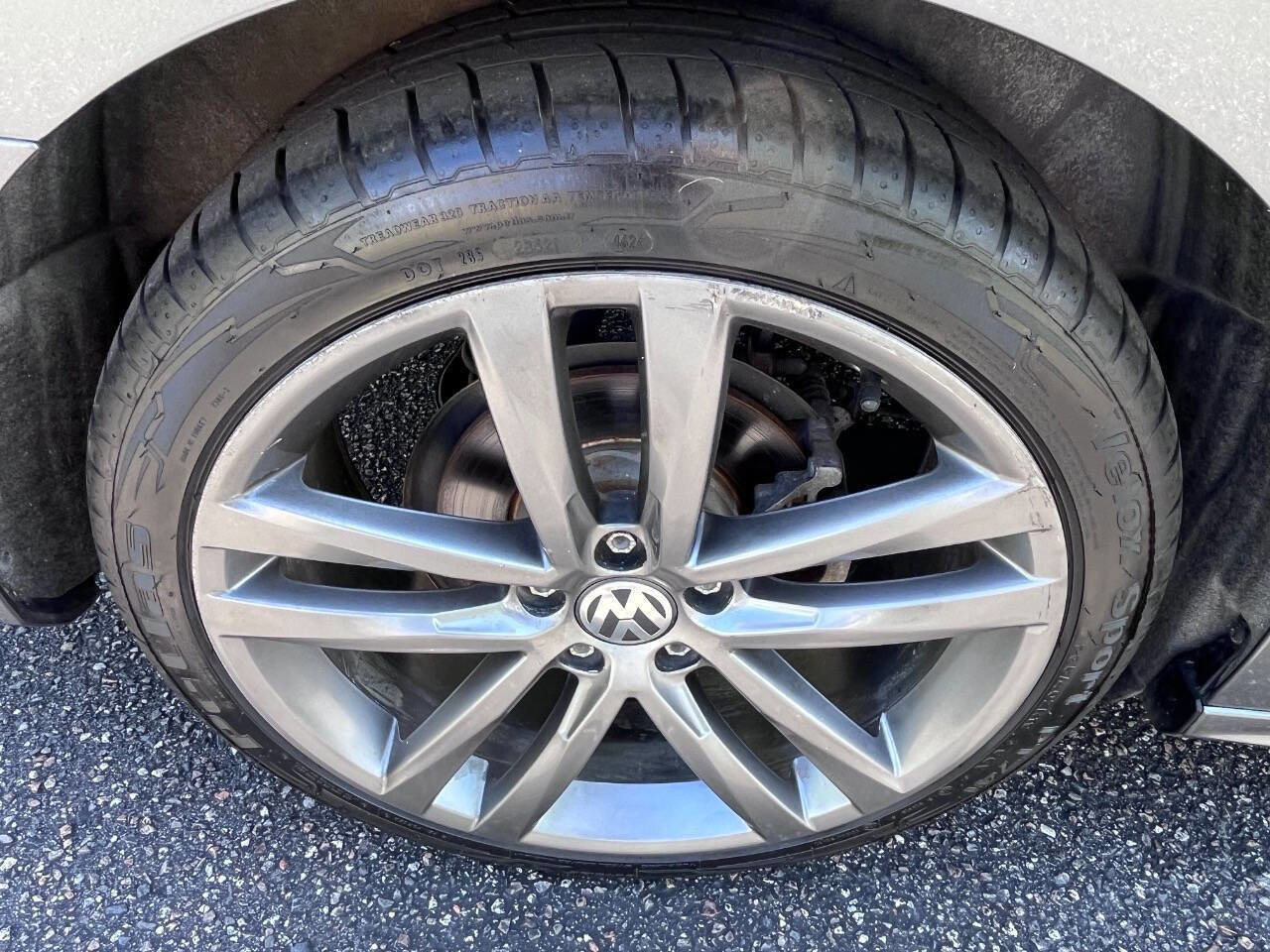 Used 2019 Volkswagen Passat 2.0T SE R-Line FWD image 22