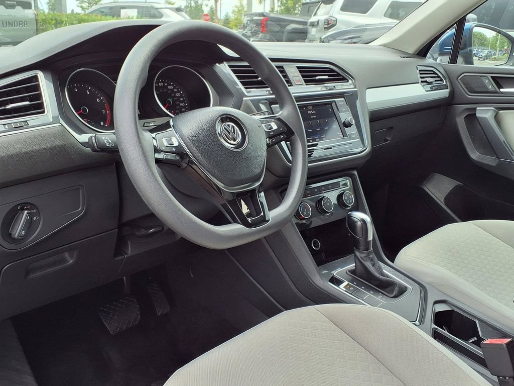 Used 2020 Volkswagen Tiguan S FWD image 22