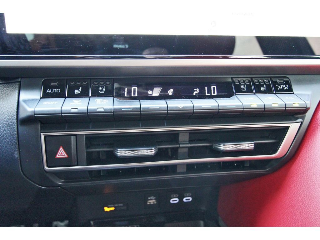 Used 2026 Toyota Camry XSE w/ Premium Plus Package image 29