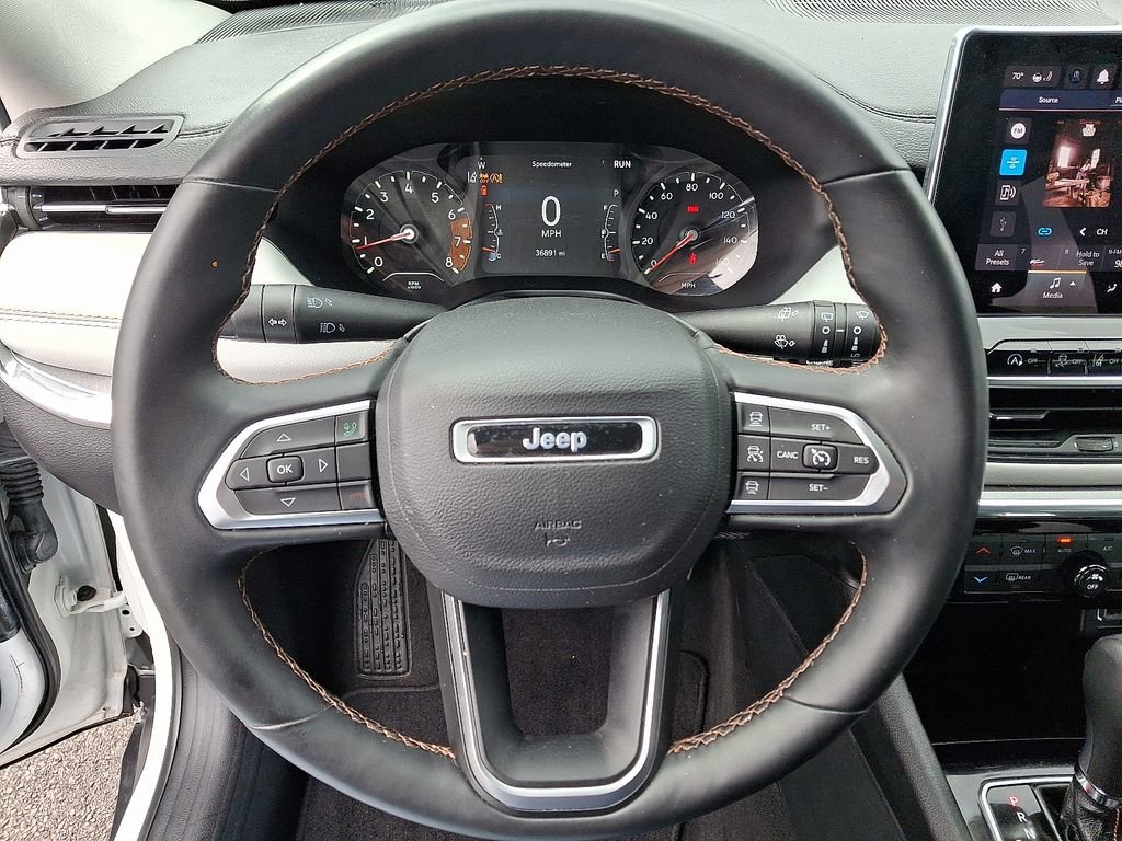 Used 2022 Jeep Compass Limited image 19