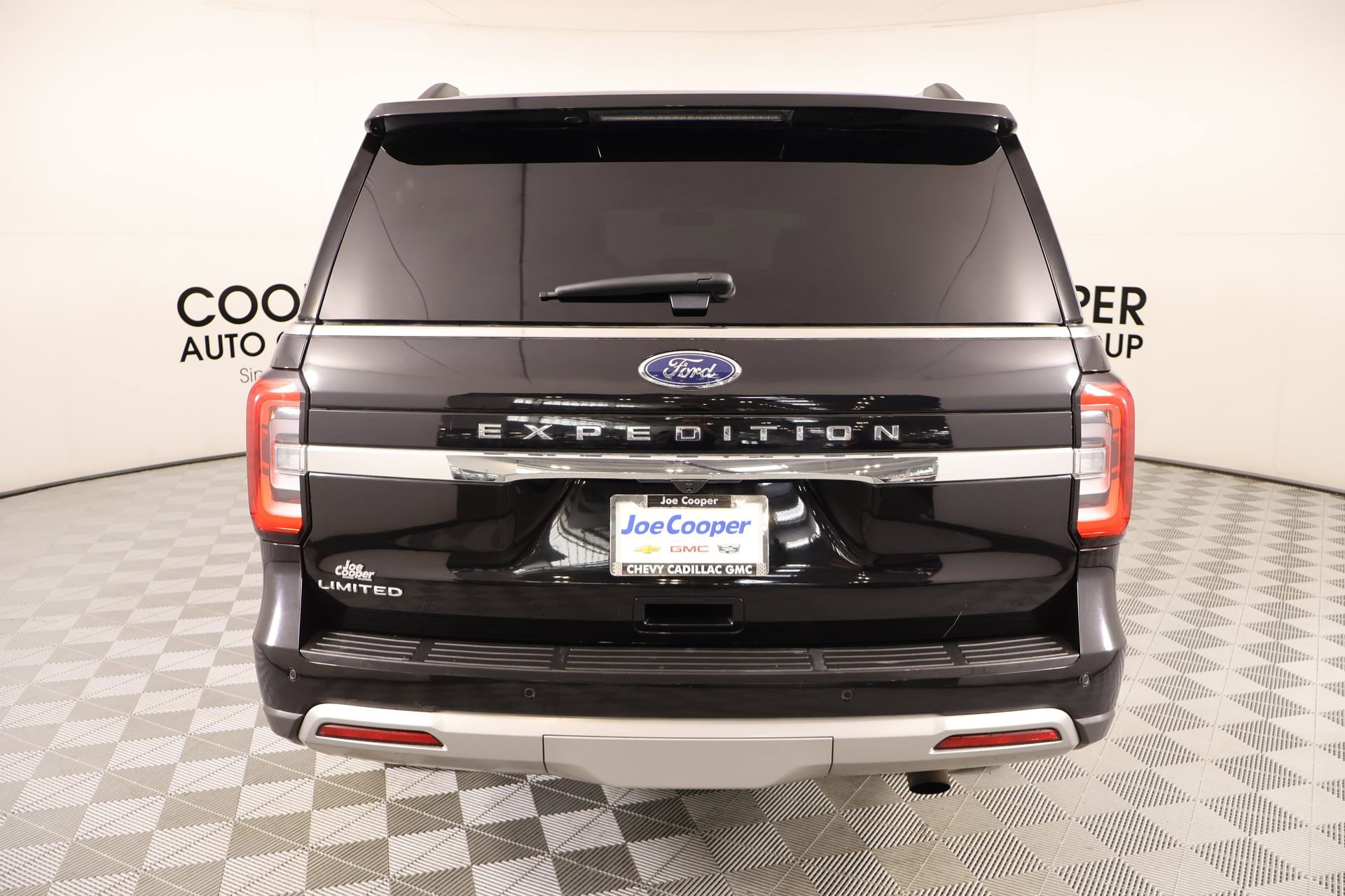 Used 2022 Ford Expedition Limited AWD/4WD image 24