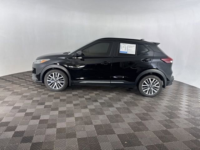 Used 2024 Nissan Kicks SR w/ SR Premium Package image 10