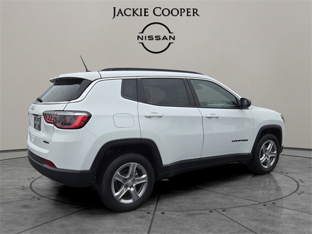 Used 2024 Jeep Compass Latitude image 5