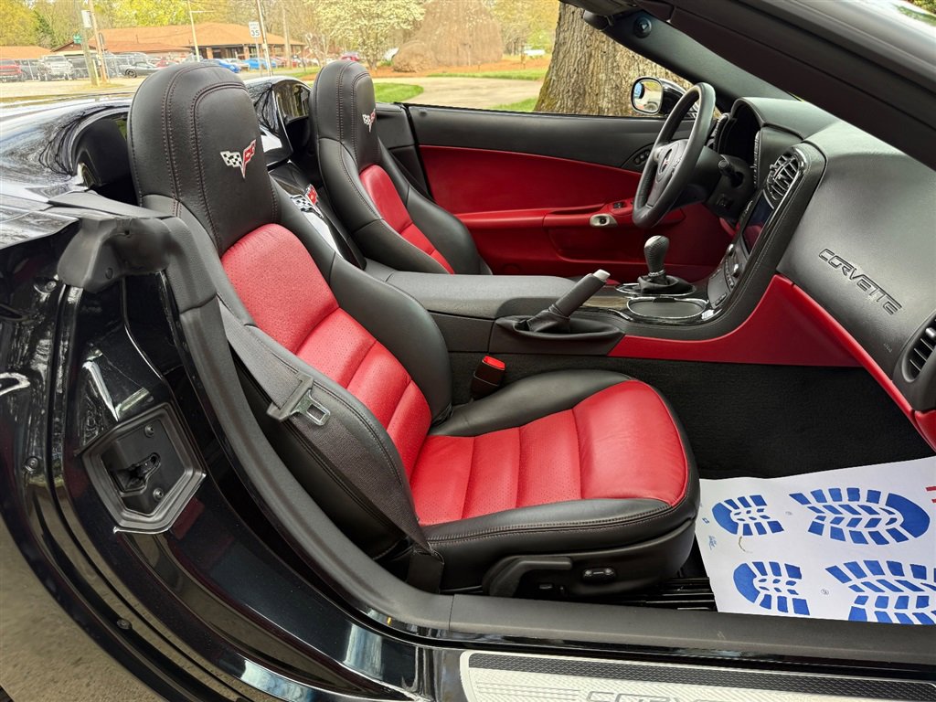 Used 2011 Chevrolet Corvette Convertible w/ Preferred Equipment Group image 63