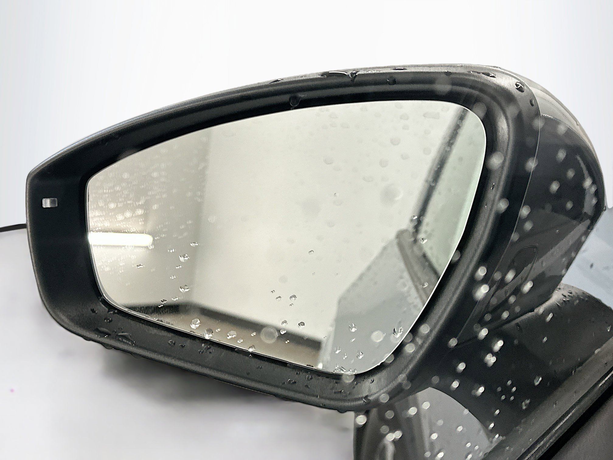 Used 2023 Volkswagen ID.4 Pro AWD/4WD image 16