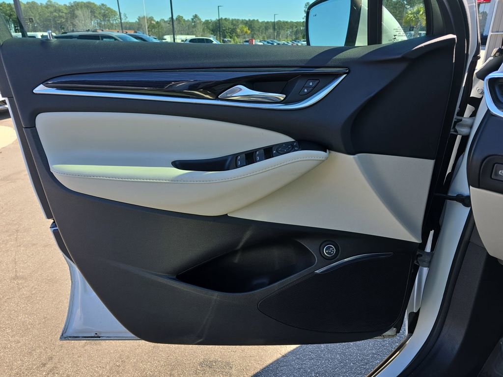 Used 2023 Buick Enclave Essence w/ Experience Buick Package image 32