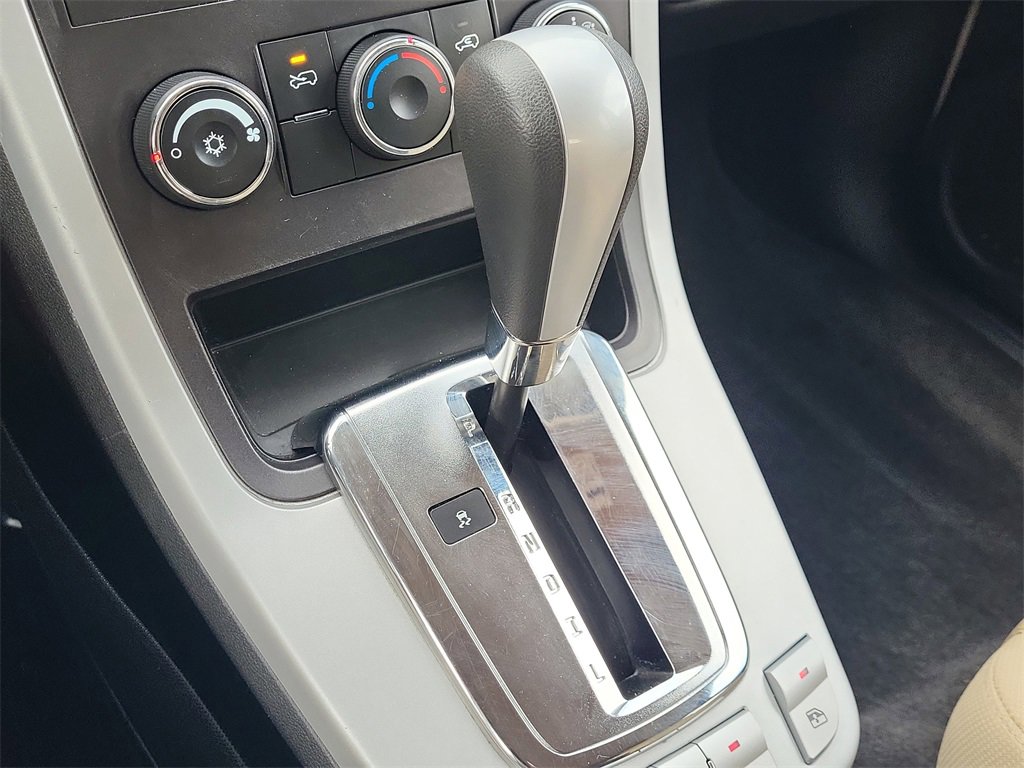 Used 2007 Pontiac Torrent 2WD w/ Preferred Package image 28