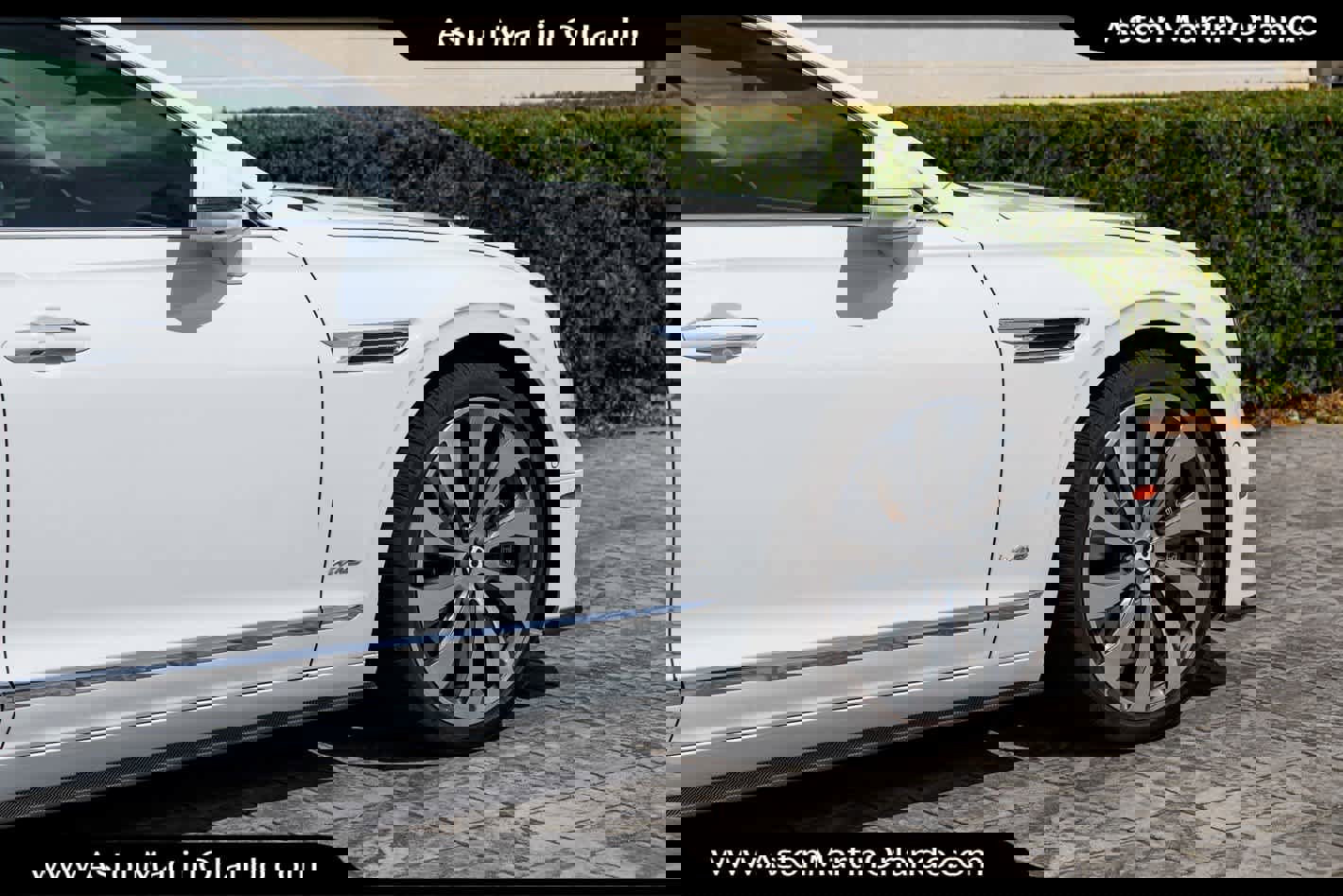 Used 2021 Bentley Flying Spur W12 image 9