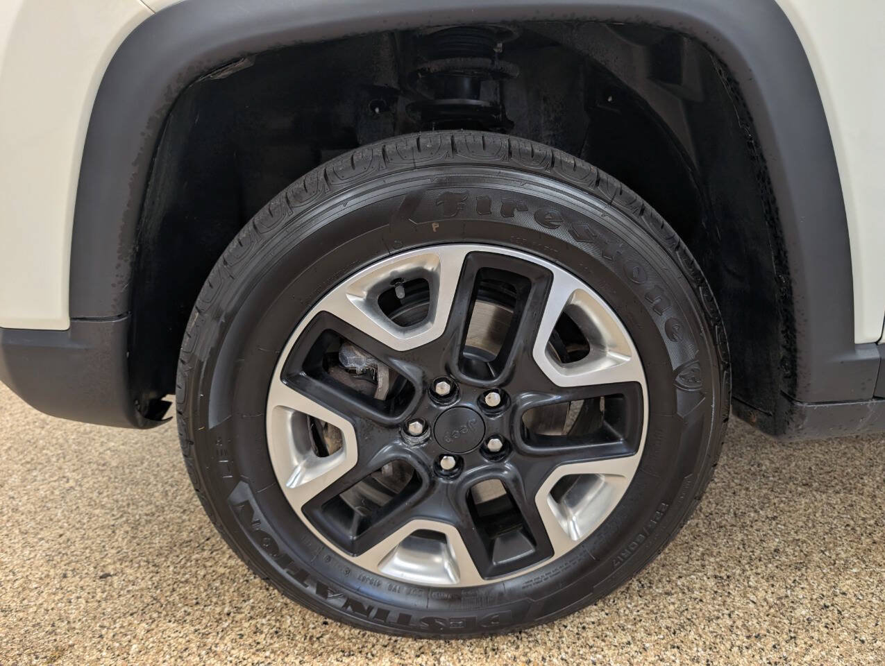 Used 2018 Jeep Compass Trailhawk w/ Navigation Group AWD/4WD image 25