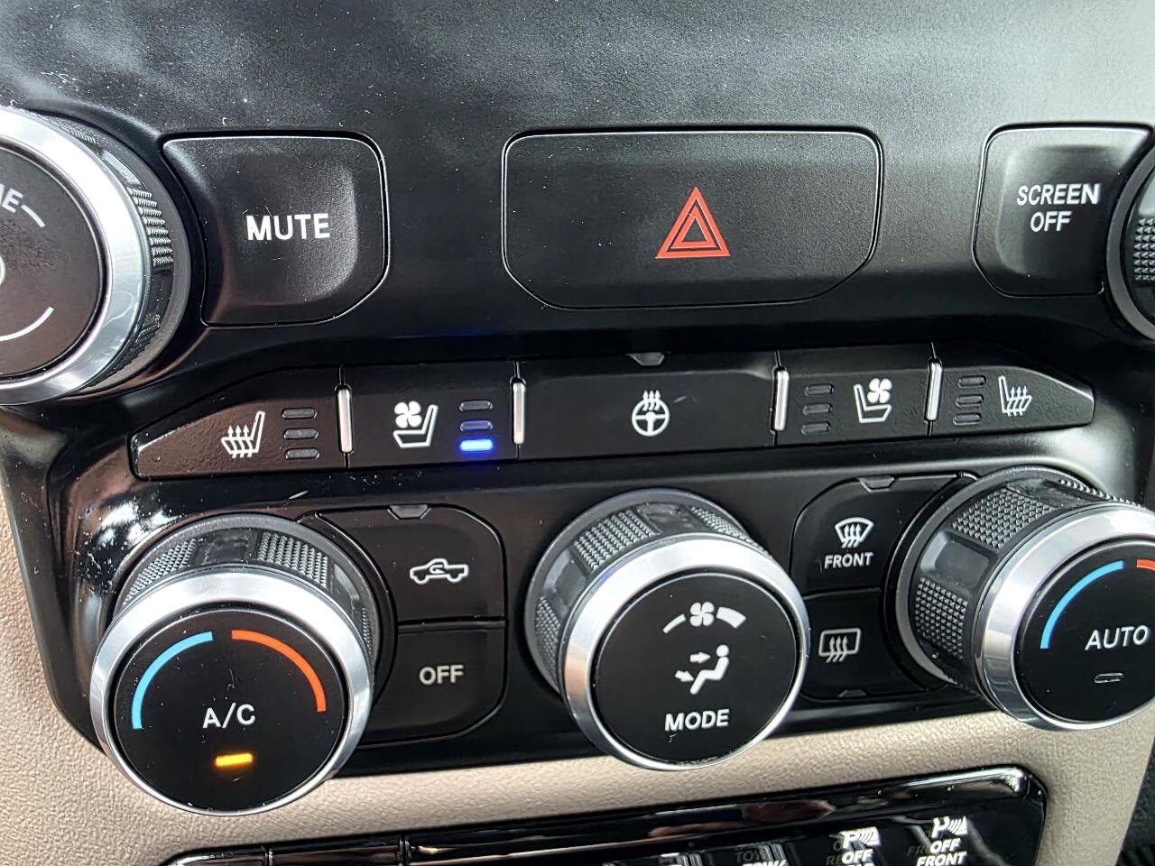 Used 2020 RAM 1500 Laramie image 18