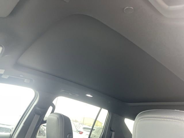 New 2026 Chevrolet Traverse High Country w/ LPO, Floor Liner Package image 22