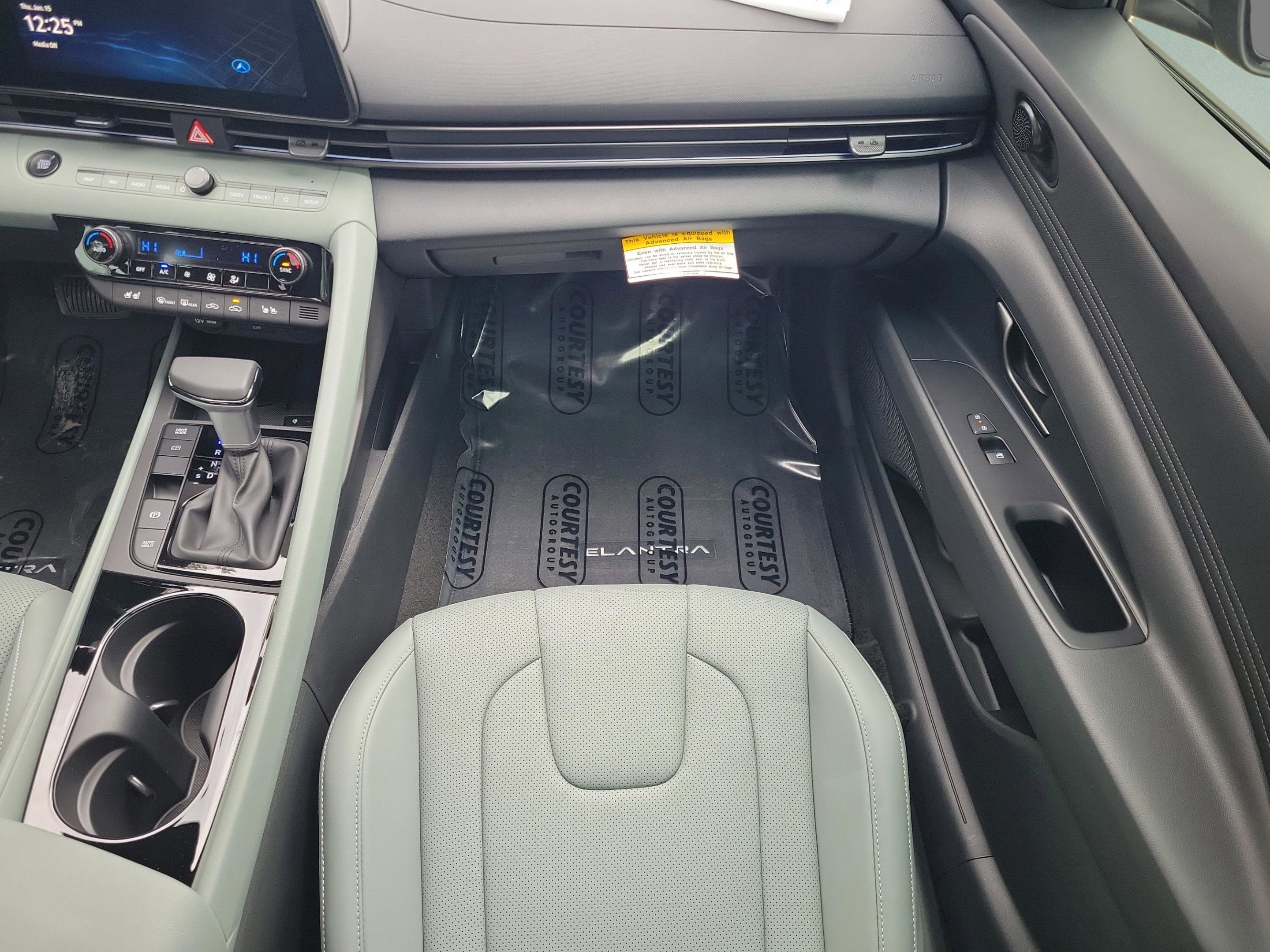 New 2026 Hyundai Elantra Limited image 11