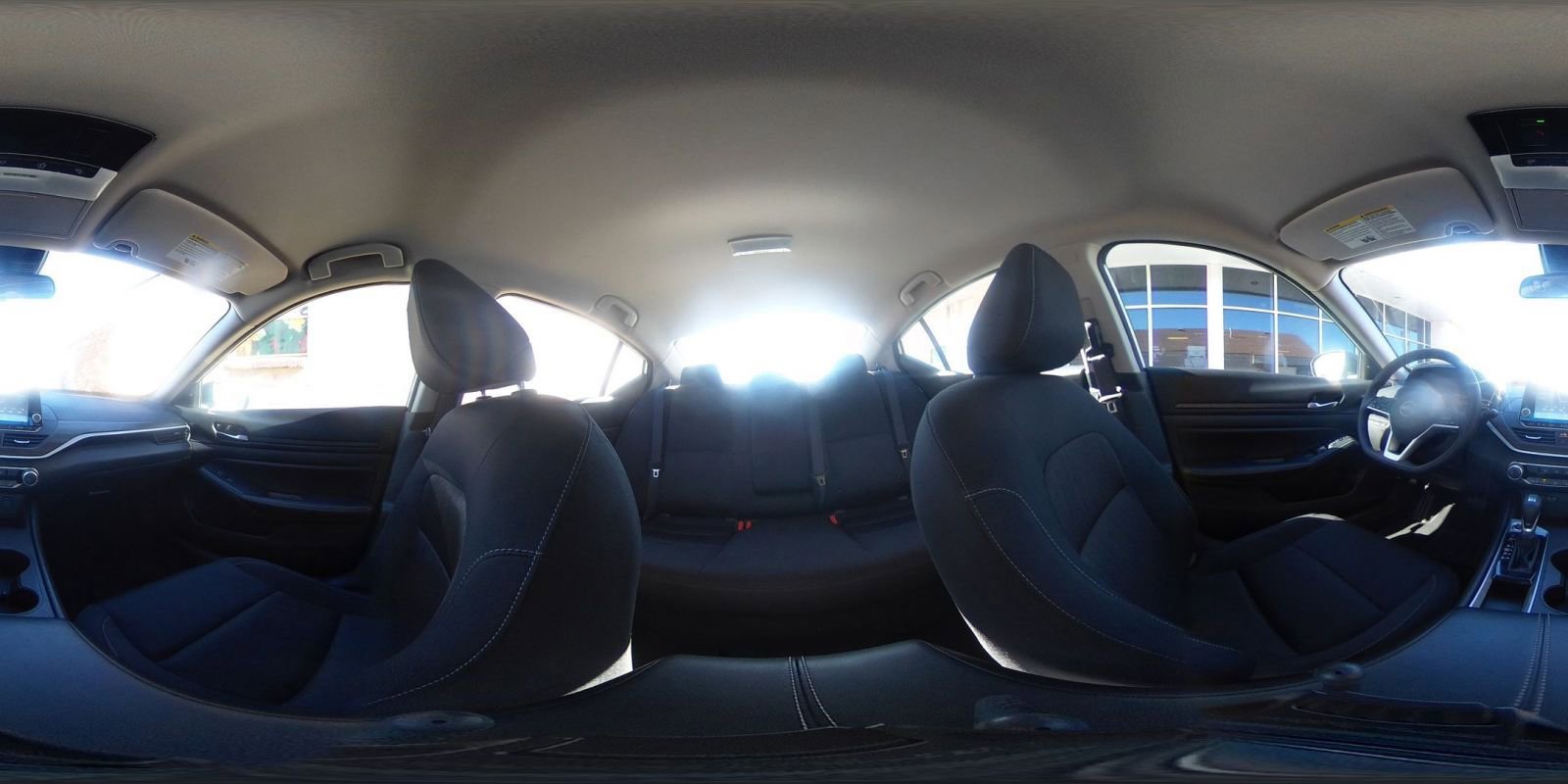 Used 2025 Nissan Altima 2.5 SV image 41