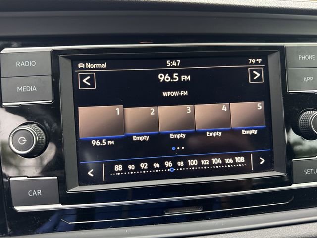 Used 2019 Volkswagen Jetta GLI image 16