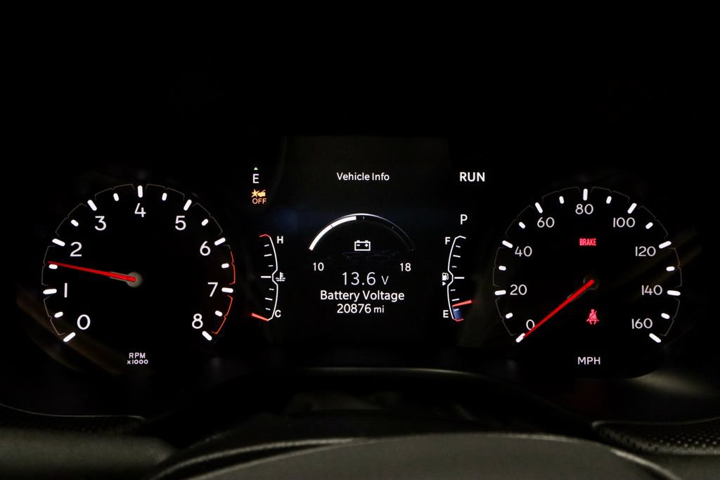 Used 2025 Jeep Compass Trailhawk AWD/4WD image 27