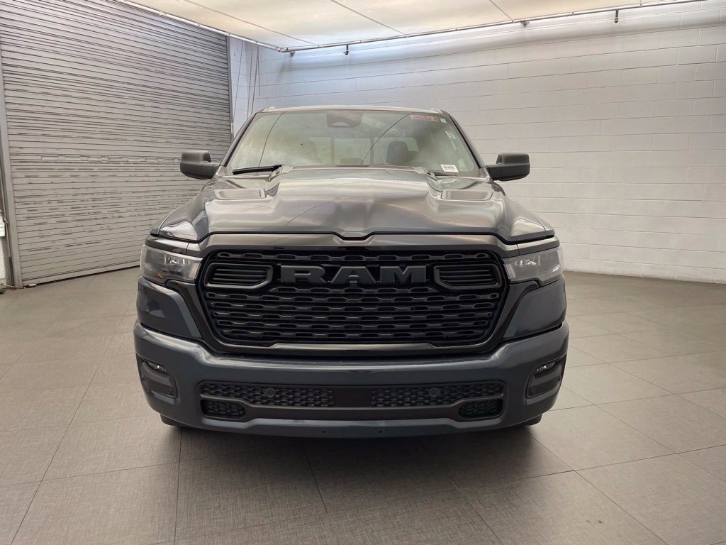 New 2026 RAM 1500 Express AWD/4WD image 8