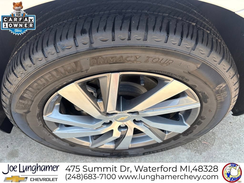 Used 2024 Chevrolet Equinox Premier FWD image 11