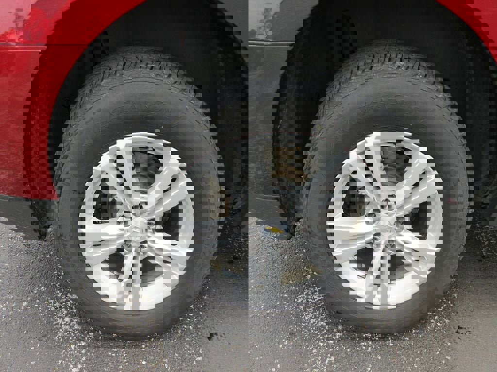 Certified 2013 Chevrolet Equinox LT w/ Power Convenience Package image 9