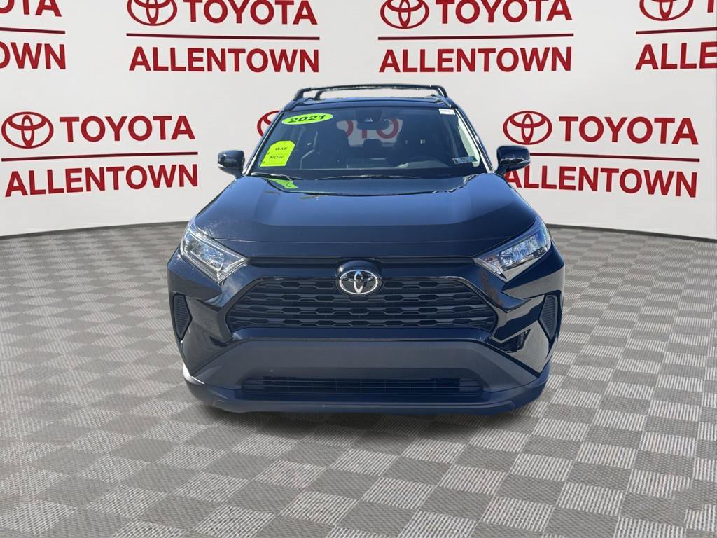 Used 2021 Toyota RAV4 LE AWD/4WD image 13