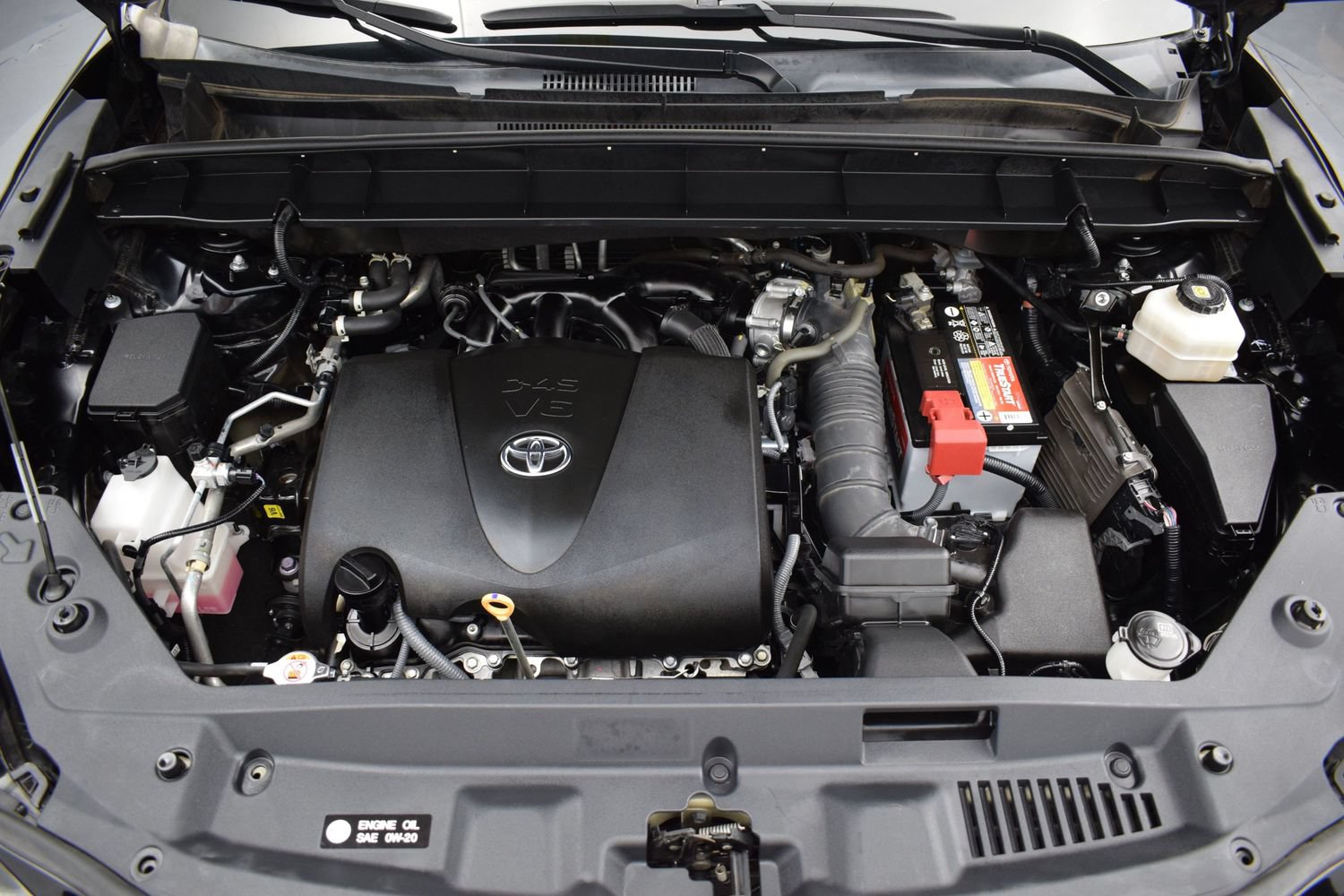 Used 2022 Toyota Highlander XLE AWD/4WD image 9