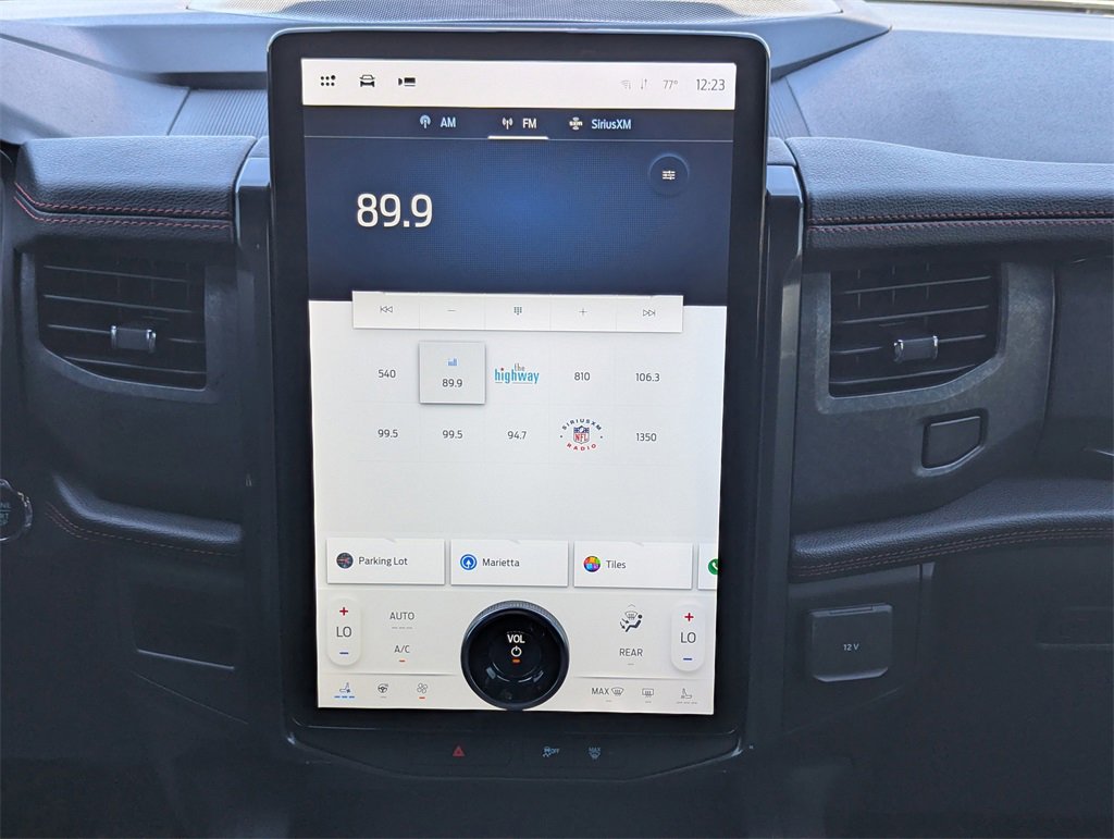 Used 2022 Ford Expedition Max Limited image 9