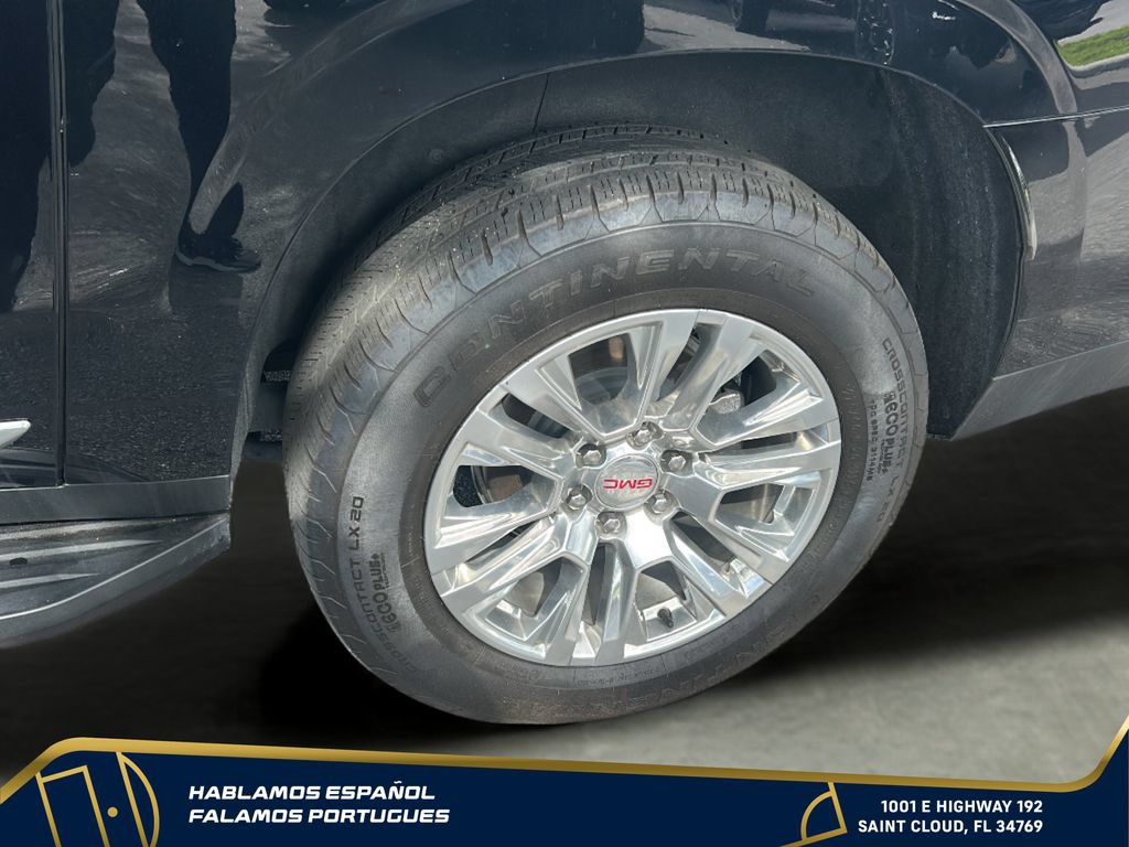 Certified 2025 GMC Yukon XL Denali AWD/4WD image 11