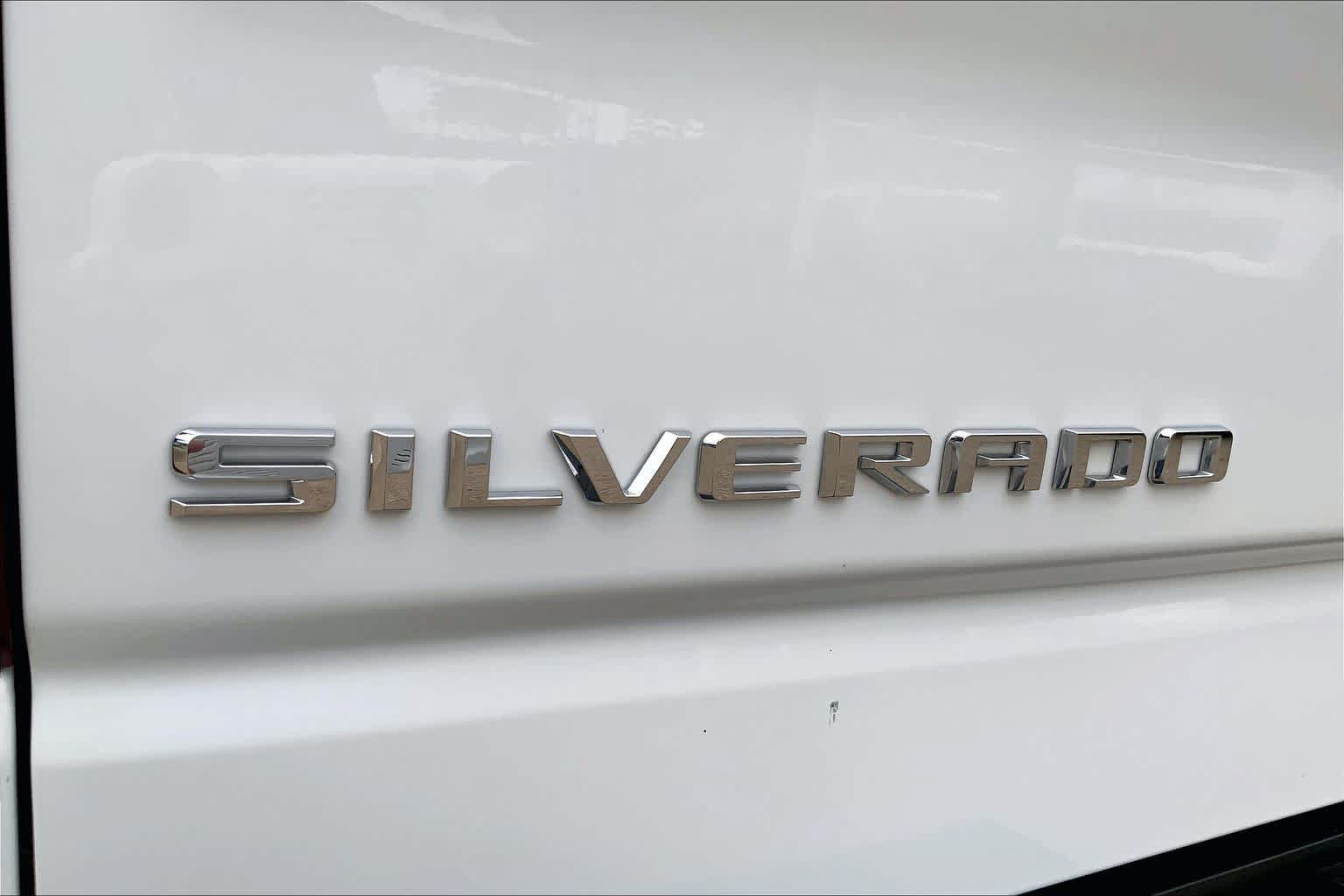 Used 2024 Chevrolet Silverado 1500 LTZ w/ Technology Package AWD/4WD image 31