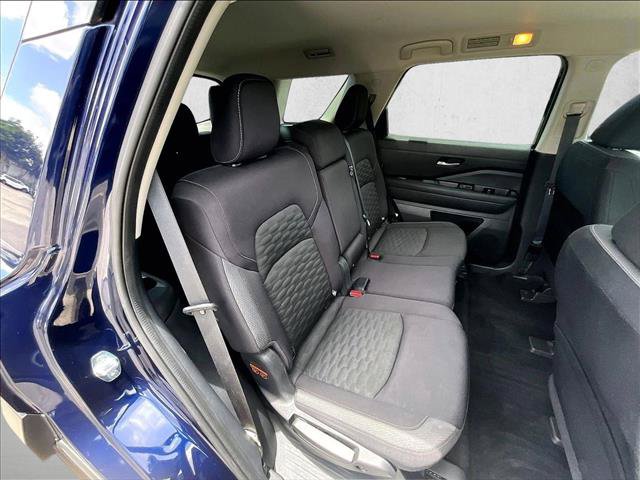 Used 2022 Nissan Pathfinder SV FWD image 28