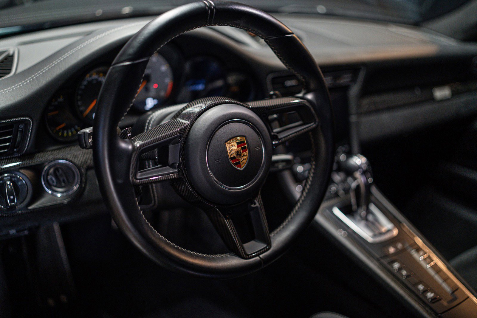 Used 2018 Porsche 911 GT2 RS RWD image 8