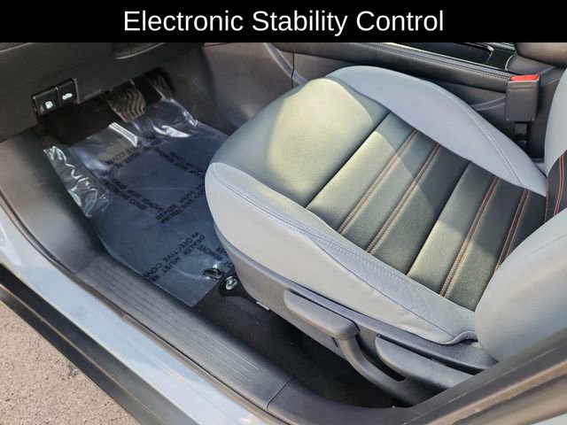 Used 2023 Nissan Kicks SR w/ SR Premium Package image 22