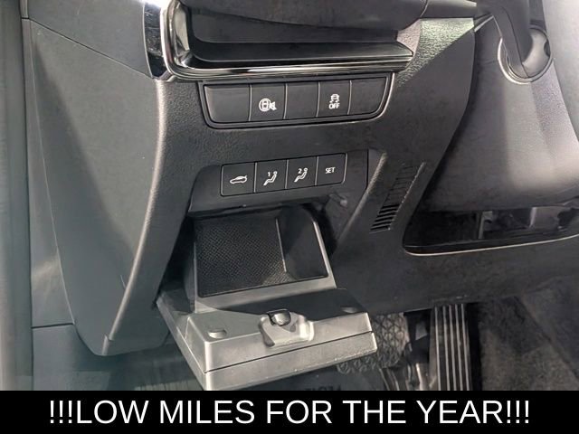 Used 2025 MAZDA MAZDA3 s image 14