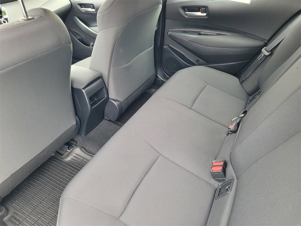 Used 2021 Toyota Corolla LE image 10