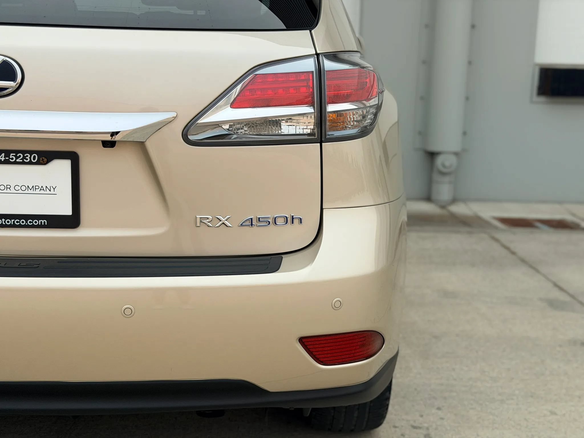Used 2014 Lexus RX 450h FWD image 33